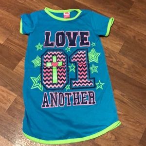 Comfy Sleep Shirt, by Pink Doy Sz.4 but no tag!